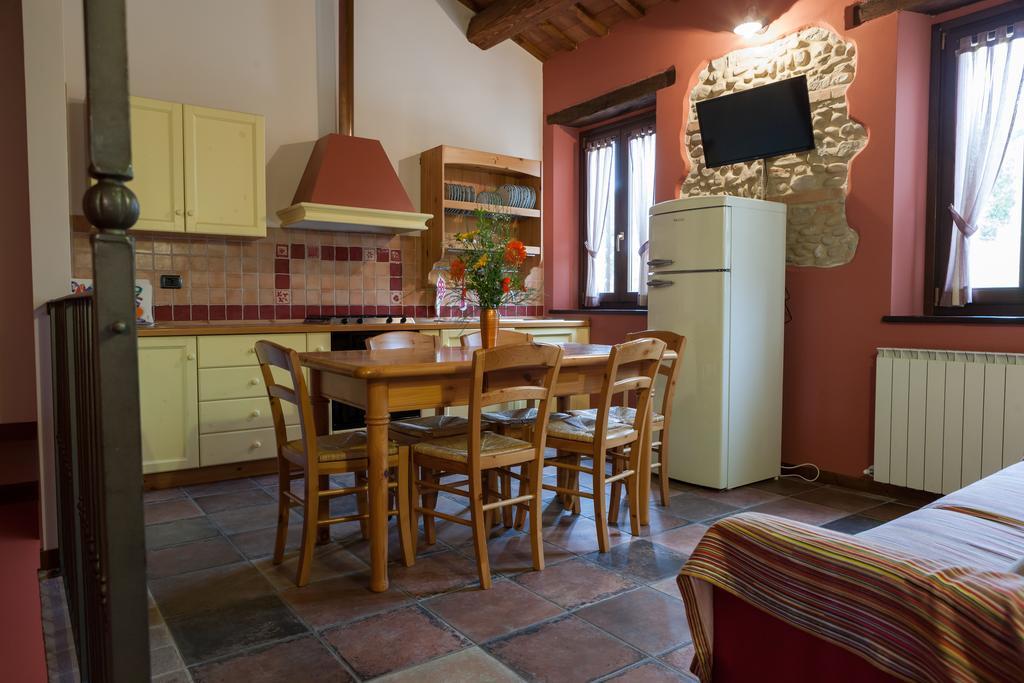 Agriturismo La Vecchia Fonte Castelbellino Ruang foto