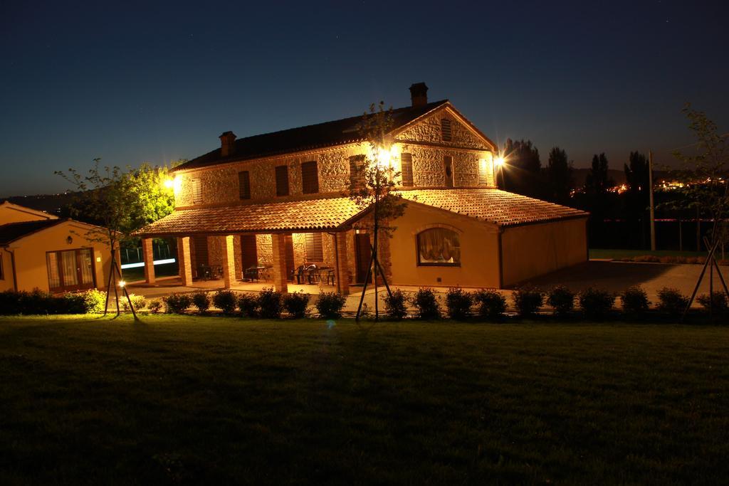 Agriturismo La Vecchia Fonte Castelbellino Bagian luar foto