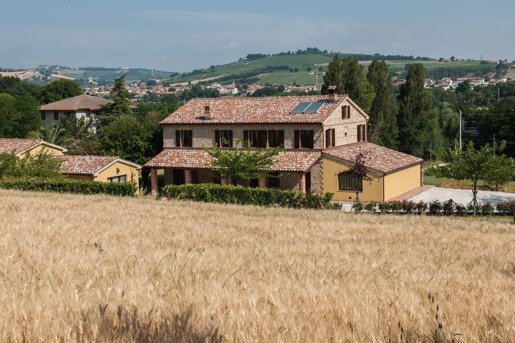 Agriturismo La Vecchia Fonte Castelbellino Bagian luar foto